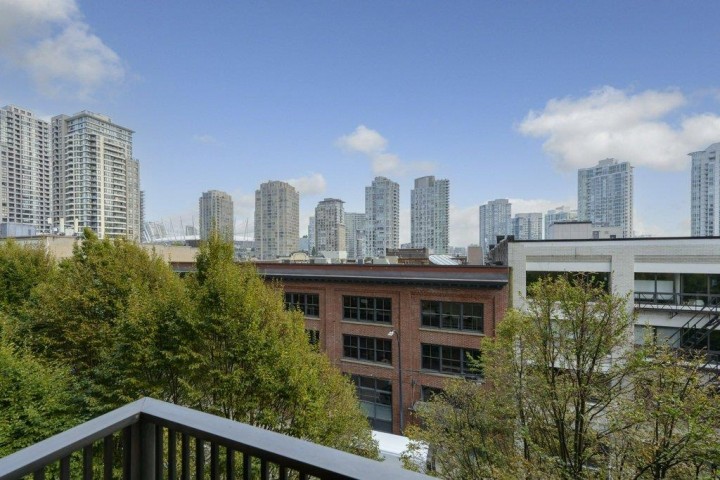 Photo 23 at 503 - 1055 Homer Street, Yaletown, Vancouver West