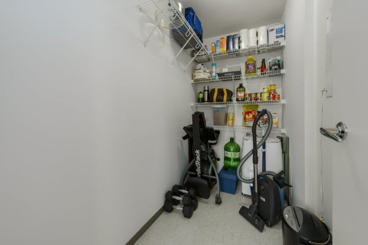 Photo 16 at 503 - 1055 Homer Street, Yaletown, Vancouver West