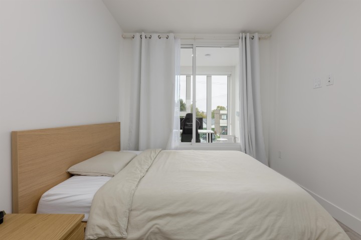 Photo 9 at 204 - 979 E 19th Avenue, Fraser VE, Vancouver East