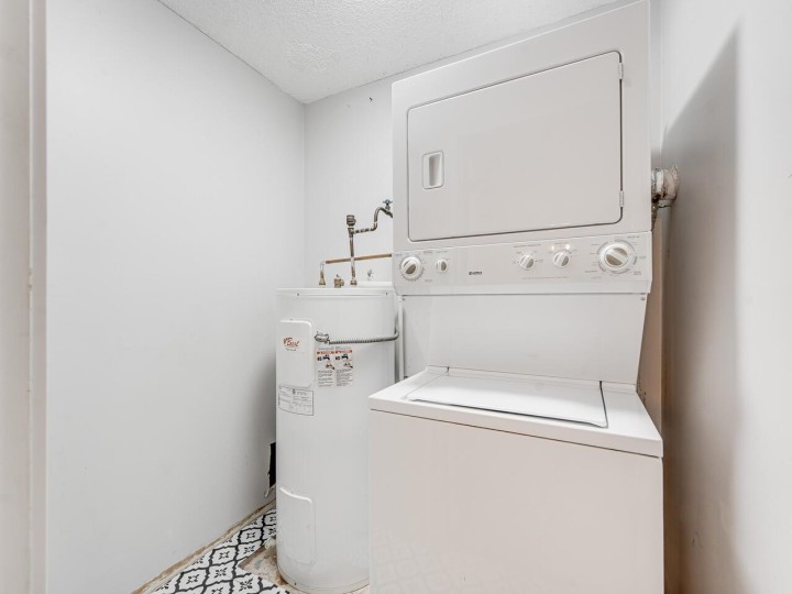 Photo 14 at 216 - 140 E 4th Street, Lower Lonsdale, North Vancouver