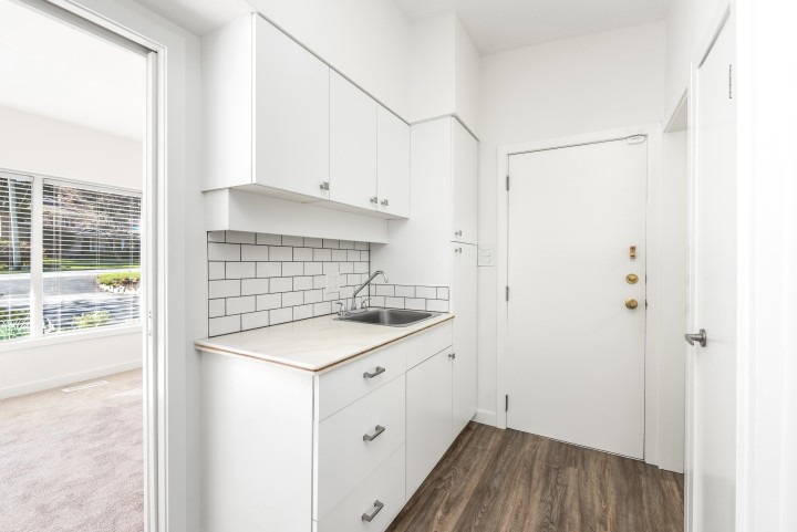 Photo 12 at 429 Newlands Road, Cedardale, West Vancouver