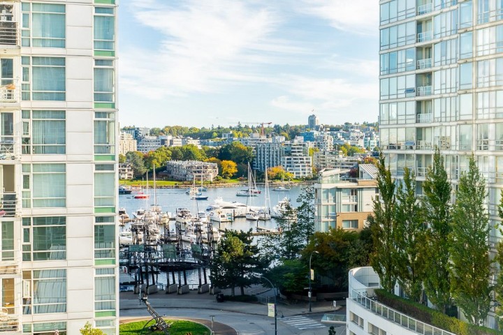 Photo 19 at 906 - 189 Davie Street, Yaletown, Vancouver West