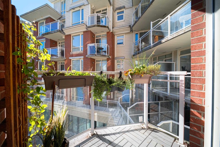 Photo 17 at 420 - 4028 Knight Street, Knight, Vancouver East