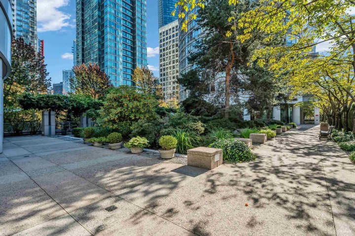 Photo 20 at 1704 - 1288 Alberni Street, West End VW, Vancouver West