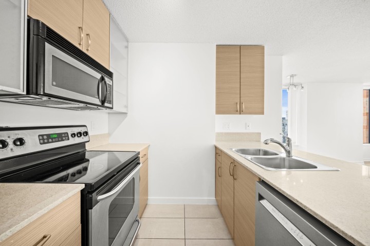 Photo 8 at 2701 - 928 Homer Street, Yaletown, Vancouver West