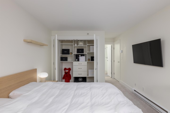 Photo 12 at 828 W 6th Avenue, Fairview VW, Vancouver West