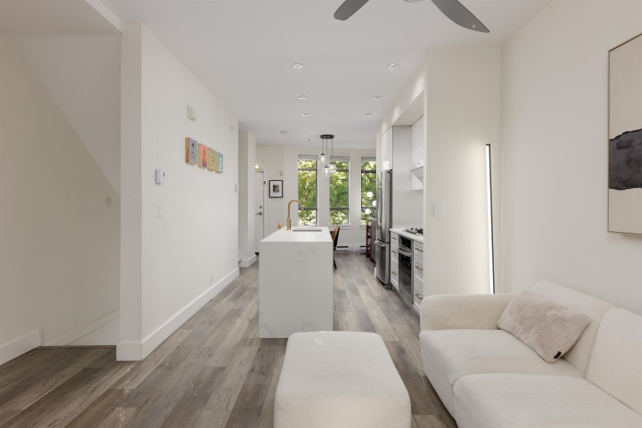 Photo 4 at 828 W 6th Avenue, Fairview VW, Vancouver West