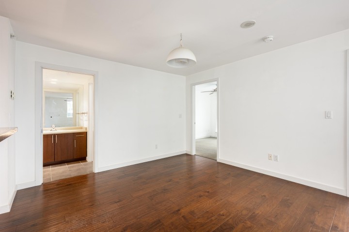 Photo 12 at 503 - 125 Milross Avenue, Downtown VE, Vancouver East