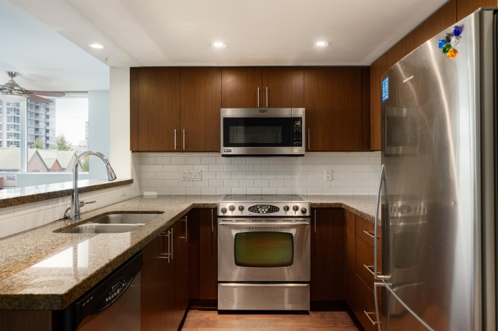 Photo 3 at 503 - 125 Milross Avenue, Downtown VE, Vancouver East