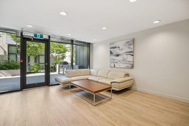 Photo 27 at 510 - 4427 Cambie Street, Cambie, Vancouver West