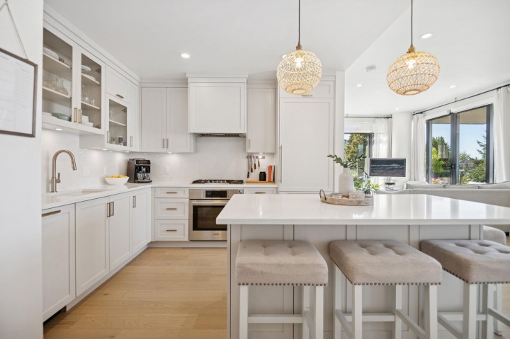 Photo 7 at 510 - 4427 Cambie Street, Cambie, Vancouver West