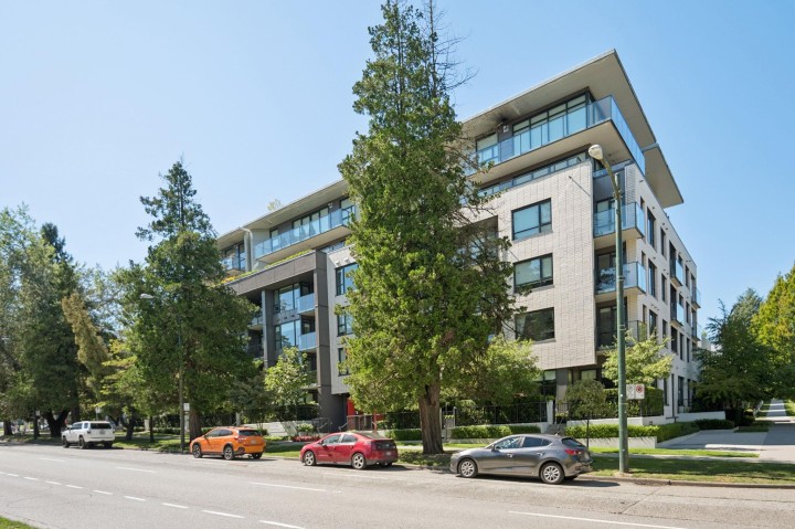 Photo 4 at 510 - 4427 Cambie Street, Cambie, Vancouver West