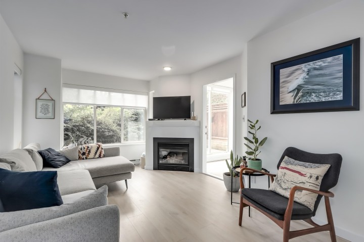 Photo 4 at 104 - 630 Roche Point Drive, Roche Point, North Vancouver