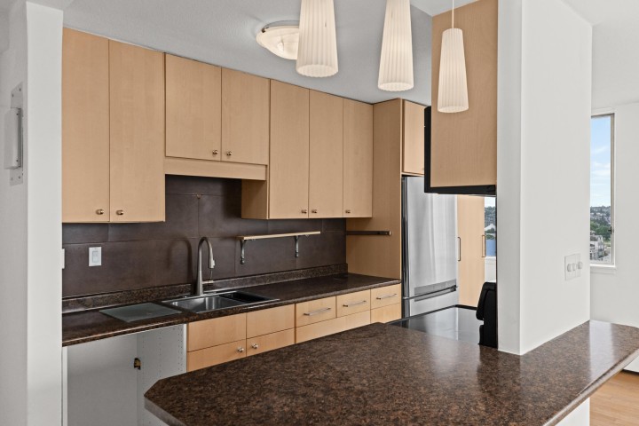 Photo 7 at 1701 - 1251 Cardero Street, West End VW, Vancouver West