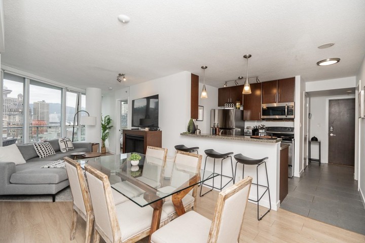 Photo 13 at 2303 - 58 Keefer Place, Downtown VW, Vancouver West