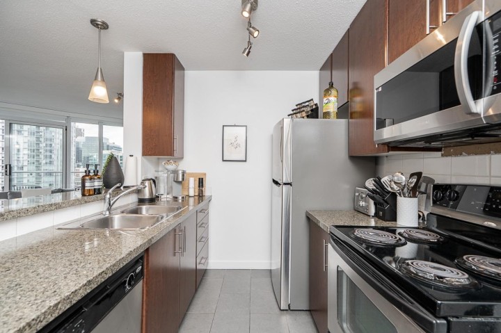 Photo 8 at 2303 - 58 Keefer Place, Downtown VW, Vancouver West