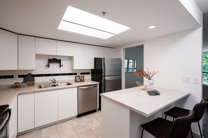 Photo 13 at 301 - 1159 Main Street, Downtown VE, Vancouver East