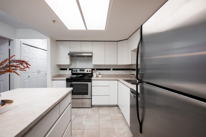 Photo 17 at 301 - 1159 Main Street, Downtown VE, Vancouver East