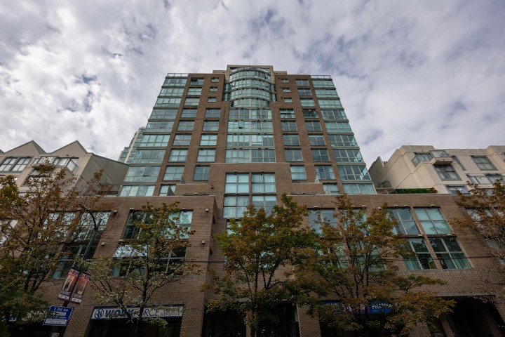 Photo 36 at 301 - 1159 Main Street, Downtown VE, Vancouver East