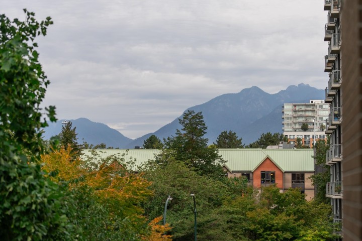 Photo 34 at 301 - 1159 Main Street, Downtown VE, Vancouver East