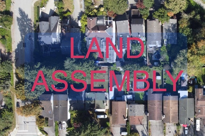 Photo 1 at 1333 East 8th Street, Lynnmour, North Vancouver