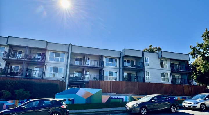 Photo 23 at 215 - 808 8th Avenue, Mount Pleasant VE, Vancouver East