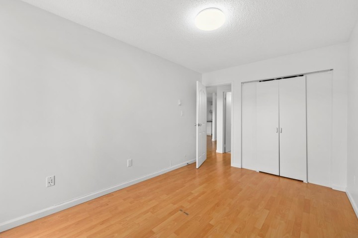 Photo 15 at 215 - 808 8th Avenue, Mount Pleasant VE, Vancouver East