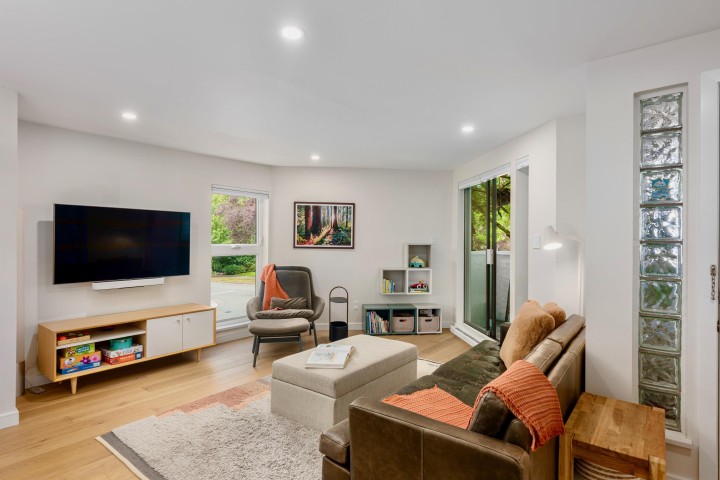 Photo 6 at 101 - 936 Bute Street, West End VW, Vancouver West