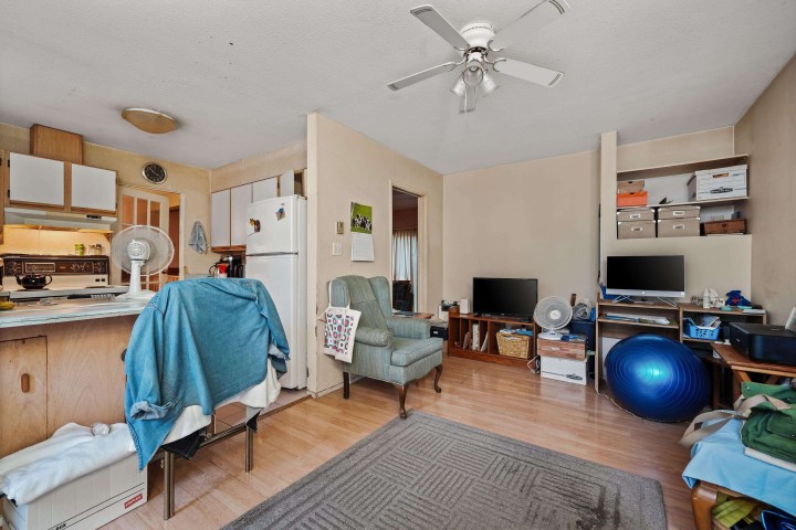 Photo 11 at 1621 Fell Avenue, Mosquito Creek, North Vancouver