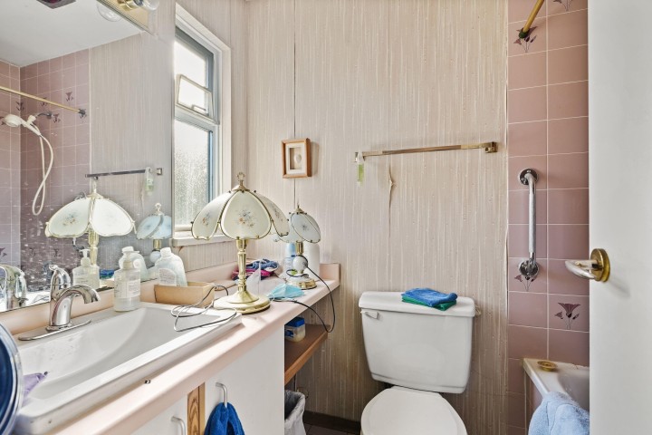 Photo 19 at 1621 Fell Avenue, Mosquito Creek, North Vancouver