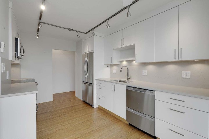 Photo 13 at 1202 - 2115 W 40th Avenue, Kerrisdale, Vancouver West