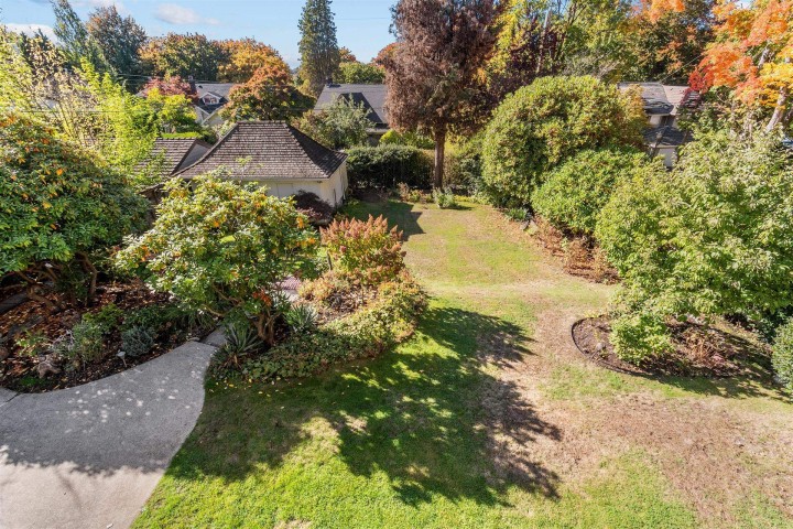 Photo 12 at 1726 W 32nd Avenue, Shaughnessy, Vancouver West