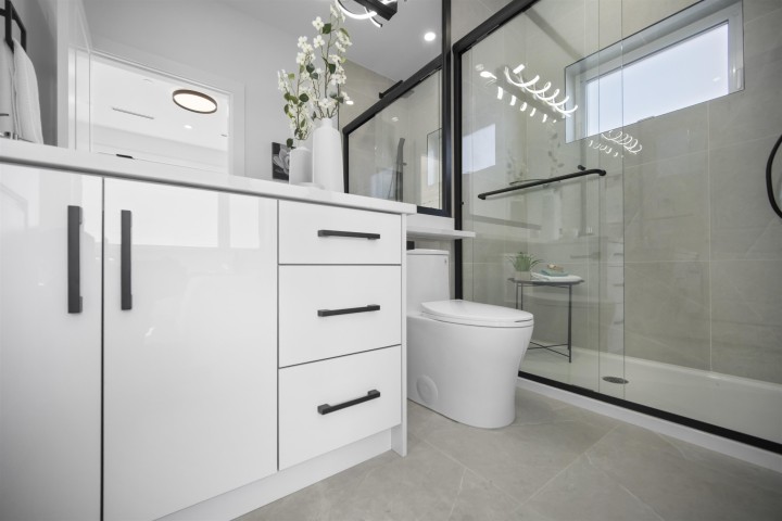 Photo 28 at 2790 E 49th Avenue, Killarney VE, Vancouver East