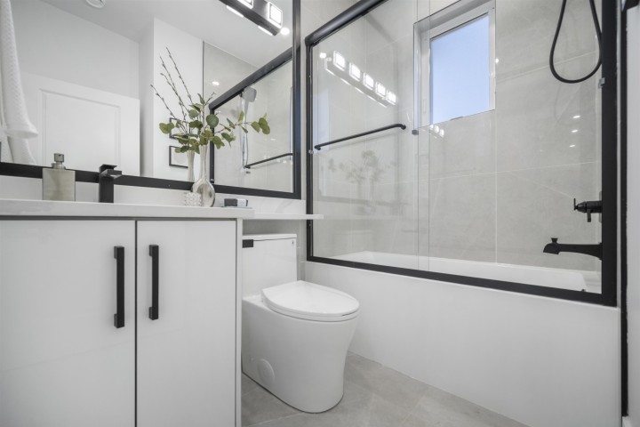 Photo 15 at 2790 E 49th Avenue, Killarney VE, Vancouver East