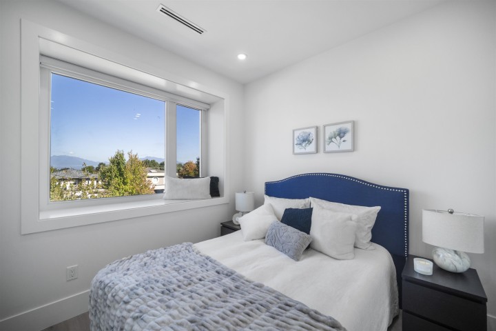 Photo 11 at 2790 E 49th Avenue, Killarney VE, Vancouver East