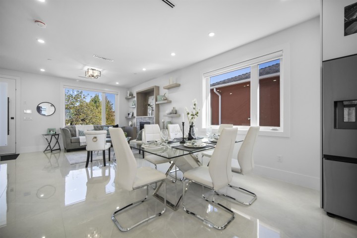 Photo 4 at 2790 E 49th Avenue, Killarney VE, Vancouver East