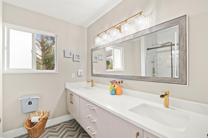 Photo 15 at 2333 Kirkstone Road, Westlynn, North Vancouver