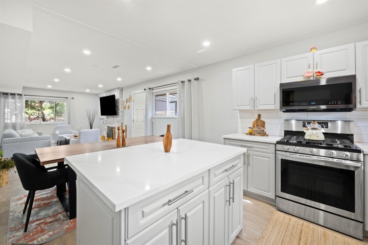 Photo 25 at 2333 Kirkstone Road, Westlynn, North Vancouver