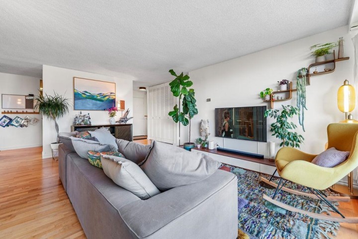 Photo 5 at 403 - 2445 W 3rd Avenue, Kitsilano, Vancouver West