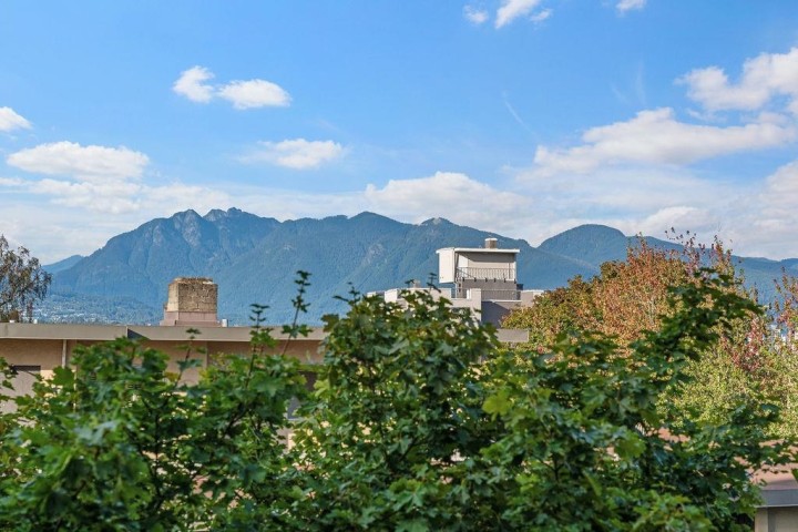 Photo 20 at 403 - 2445 W 3rd Avenue, Kitsilano, Vancouver West