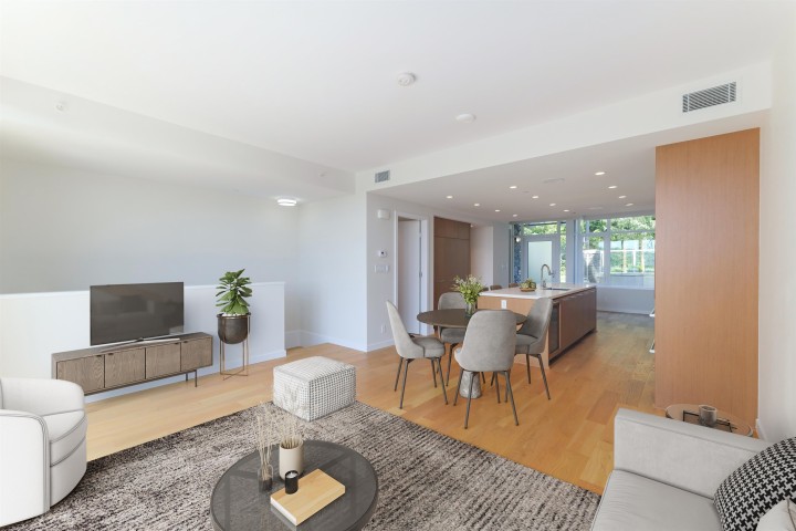 Photo 2 at 778 Arthur Erickson Place, Park Royal, West Vancouver