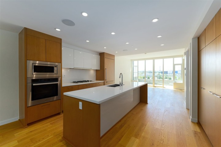 Photo 9 at 778 Arthur Erickson Place, Park Royal, West Vancouver