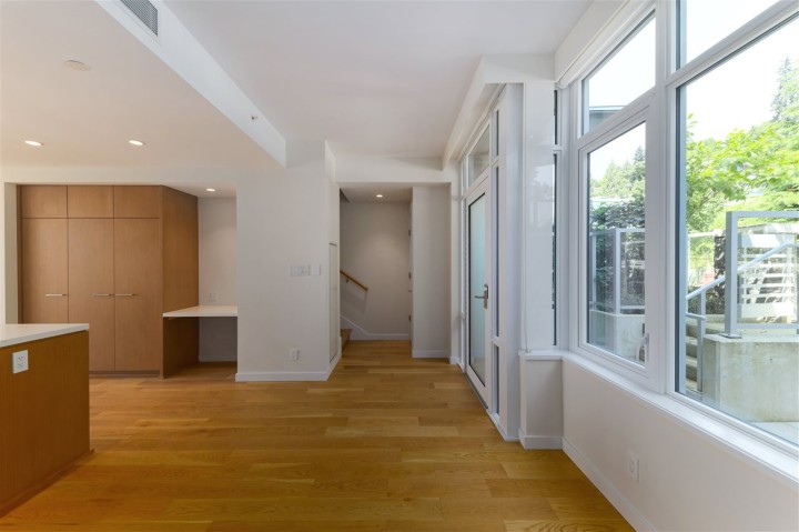 Photo 11 at 778 Arthur Erickson Place, Park Royal, West Vancouver