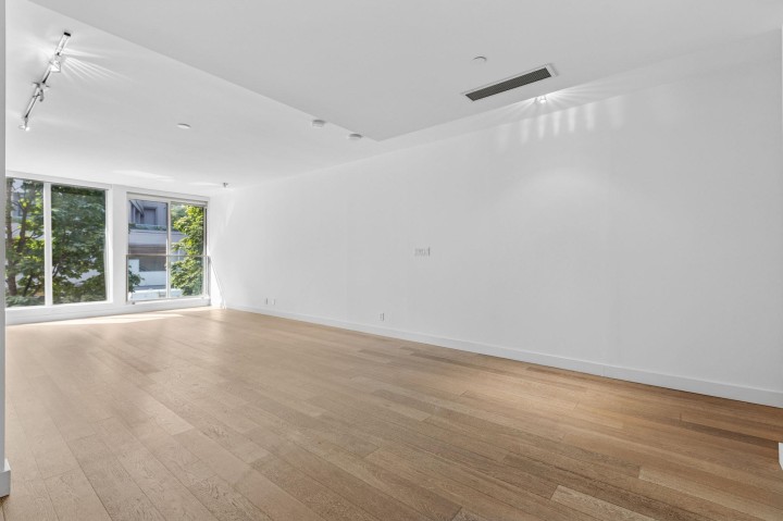 Photo 9 at 206 - 1477 W Pender Street, Coal Harbour, Vancouver West