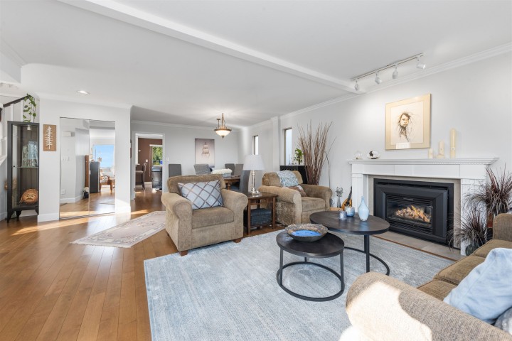 Photo 10 at 342 E 26th Street, Upper Lonsdale, North Vancouver