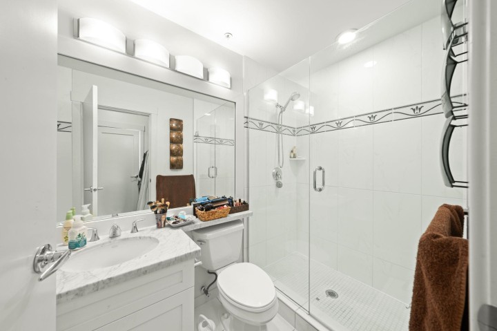 Photo 17 at 3802 - 1189 Melville Street, Coal Harbour, Vancouver West