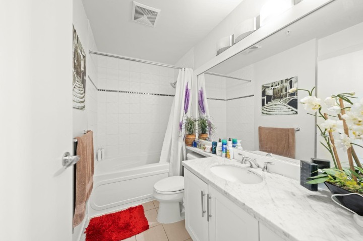 Photo 12 at 3802 - 1189 Melville Street, Coal Harbour, Vancouver West