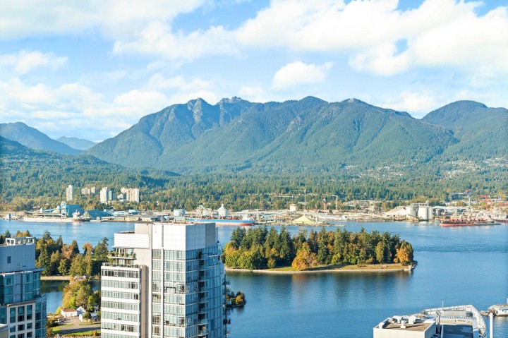 Photo 3 at 3802 - 1189 Melville Street, Coal Harbour, Vancouver West