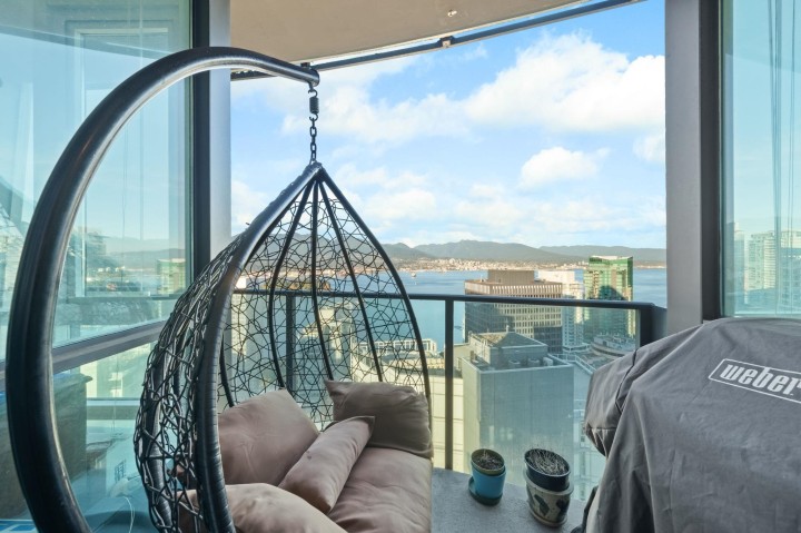 Photo 18 at 3802 - 1189 Melville Street, Coal Harbour, Vancouver West