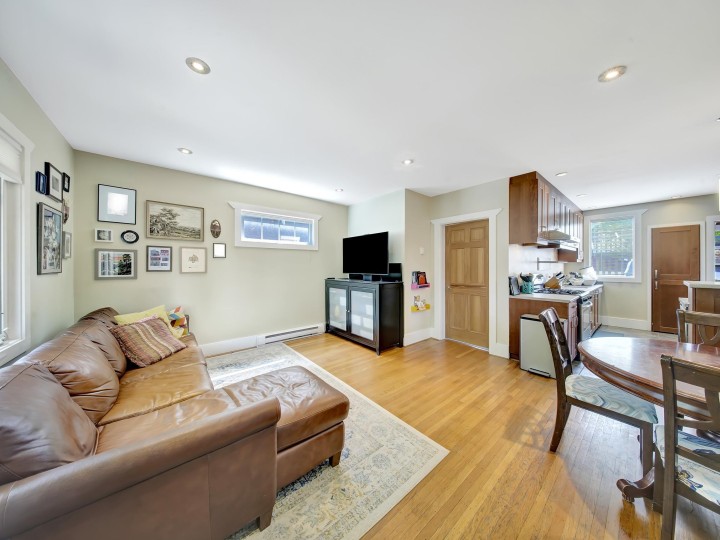 Photo 7 at 2770 W 5th Avenue, Kitsilano, Vancouver West